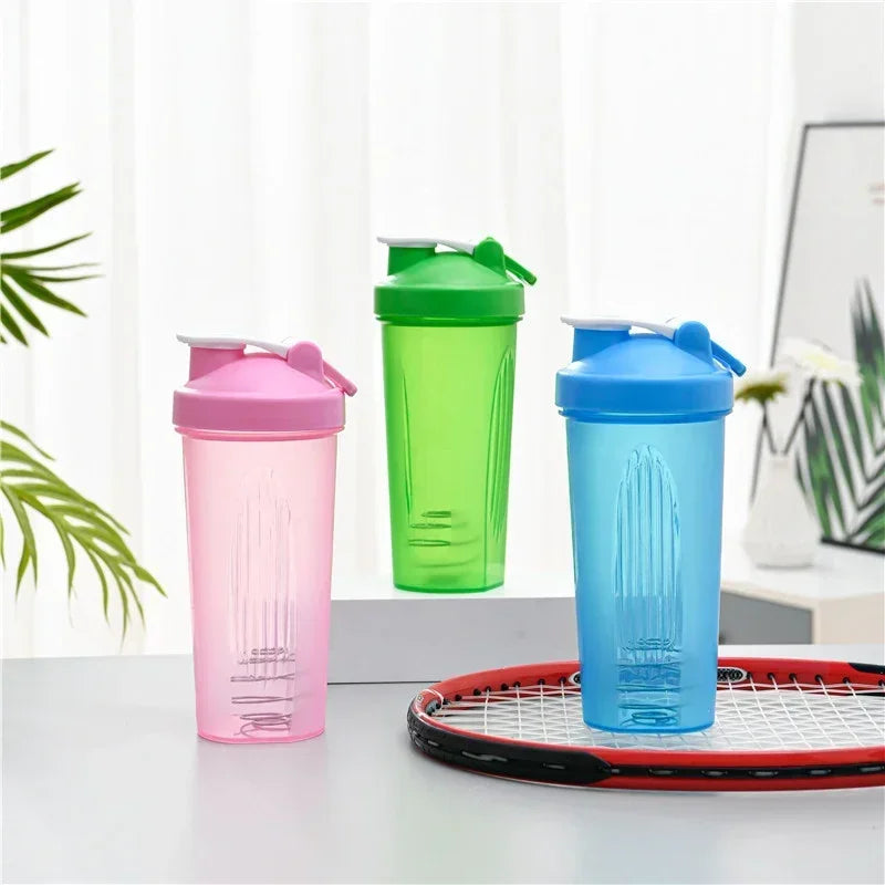 600ml Portable Protein Powder Shaker Bottle Leak Proof Water Bottle.